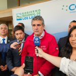 Gobernador Santana acusa grave incumplimiento del Gobierno por deuda de $26 mil millones con Los Lagos