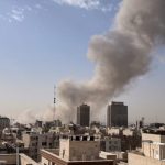 Guerra en Medio Oriente: Estados Unidos e Israel atacan a Irán en la escalada más grave en años