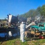 Los Muermos: LABOCAR investiga causa y origen de incendio que afectó a galpones y maquinaria de predio