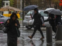 Disponibles en 10 regiones: Apoyos para afiliados de Caja 18 afectados por temporales