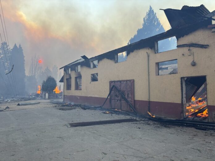 Incendio-Liceo-mLLECO