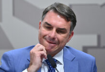 Flávio Bolsonaro anuncia que solicitará la anulación de las elecciones en Brasil: “Es imposible reconocer el resultado”