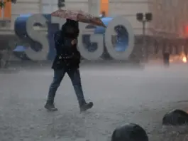 Nueva tormenta eléctrica en Santiago: Truenos, granizos y temor